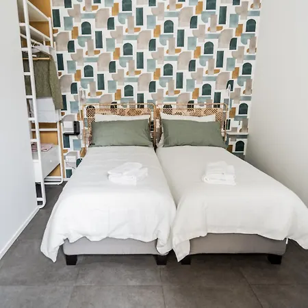 Serra Blue Milano