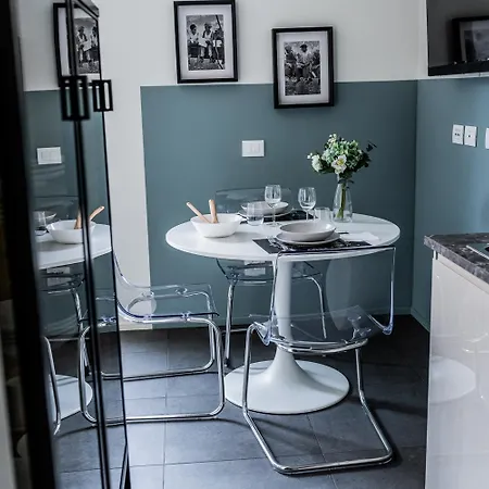 Serra Blue Apartment Mailand